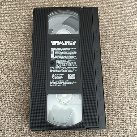 5/$25 Shirley Temple The Littlest Rebel VHS Movie Civil War 1935 Musical - Picture 3 of 4